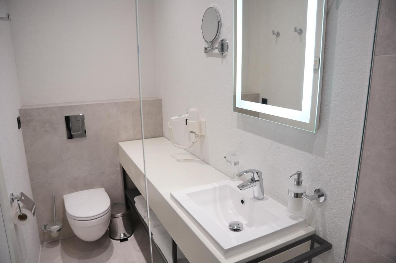 Buka Apart-Hotel & Spa บูโคเวล ภายนอก รูปภาพ