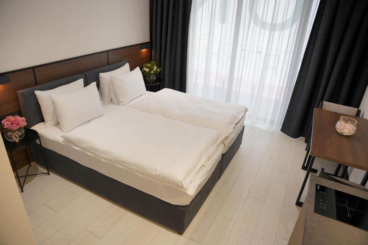 Buka Apart-Hotel & Spa บูโคเวล ภายนอก รูปภาพ