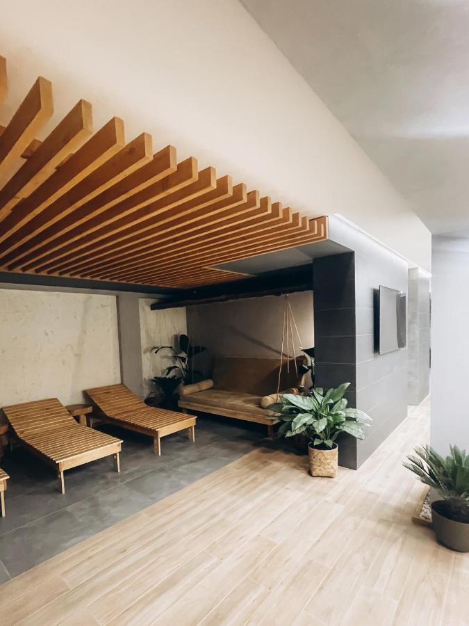 Buka Apart-Hotel & Spa บูโคเวล ภายนอก รูปภาพ