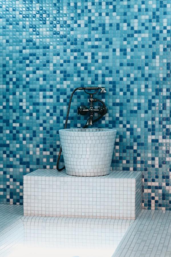 Buka Apart-Hotel & Spa บูโคเวล ภายนอก รูปภาพ